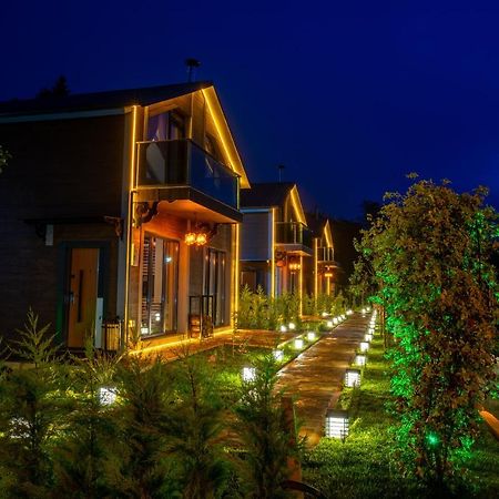 Poison Garden Suite Gozalan Екстериор снимка