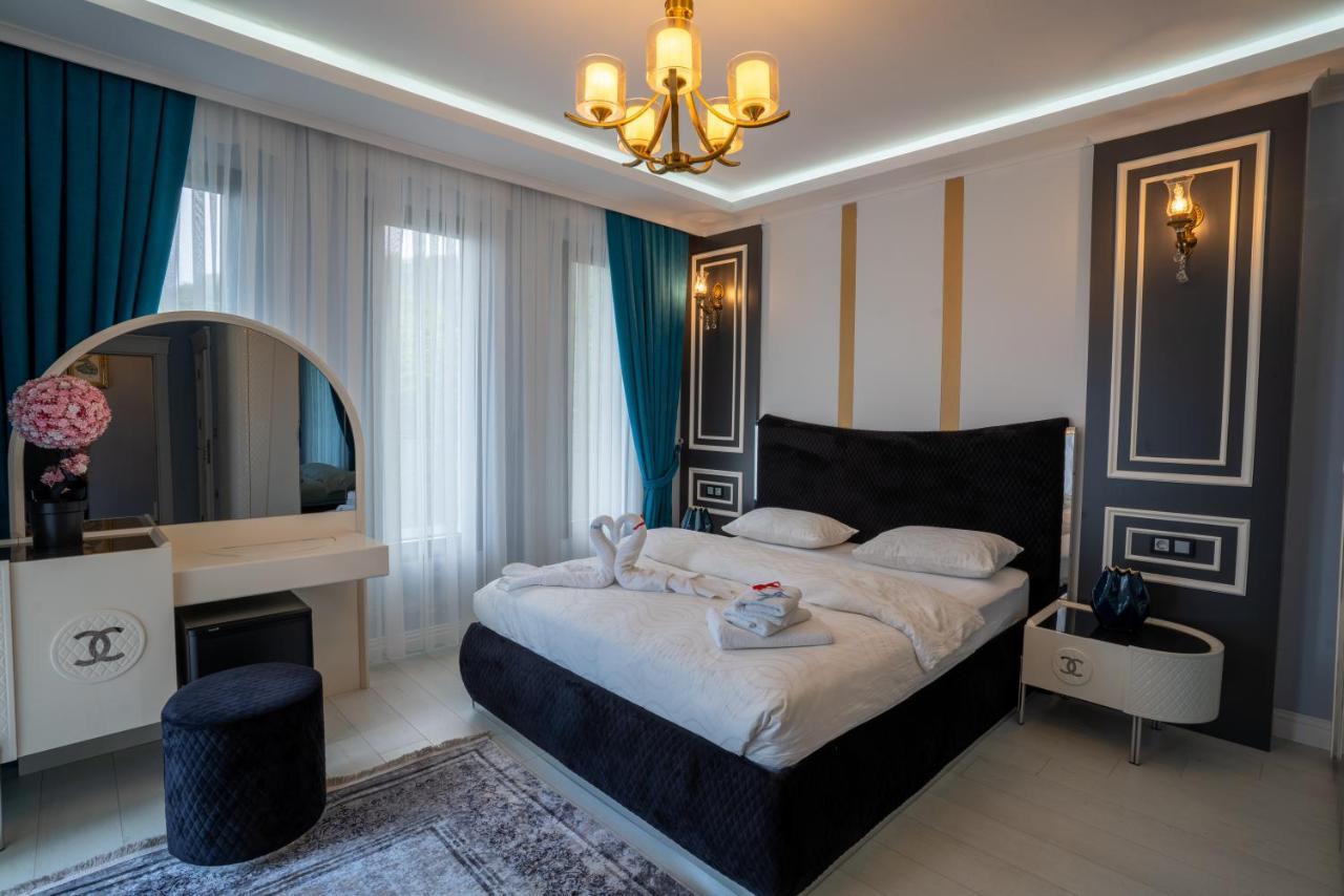 Poison Garden Suite Gozalan Екстериор снимка