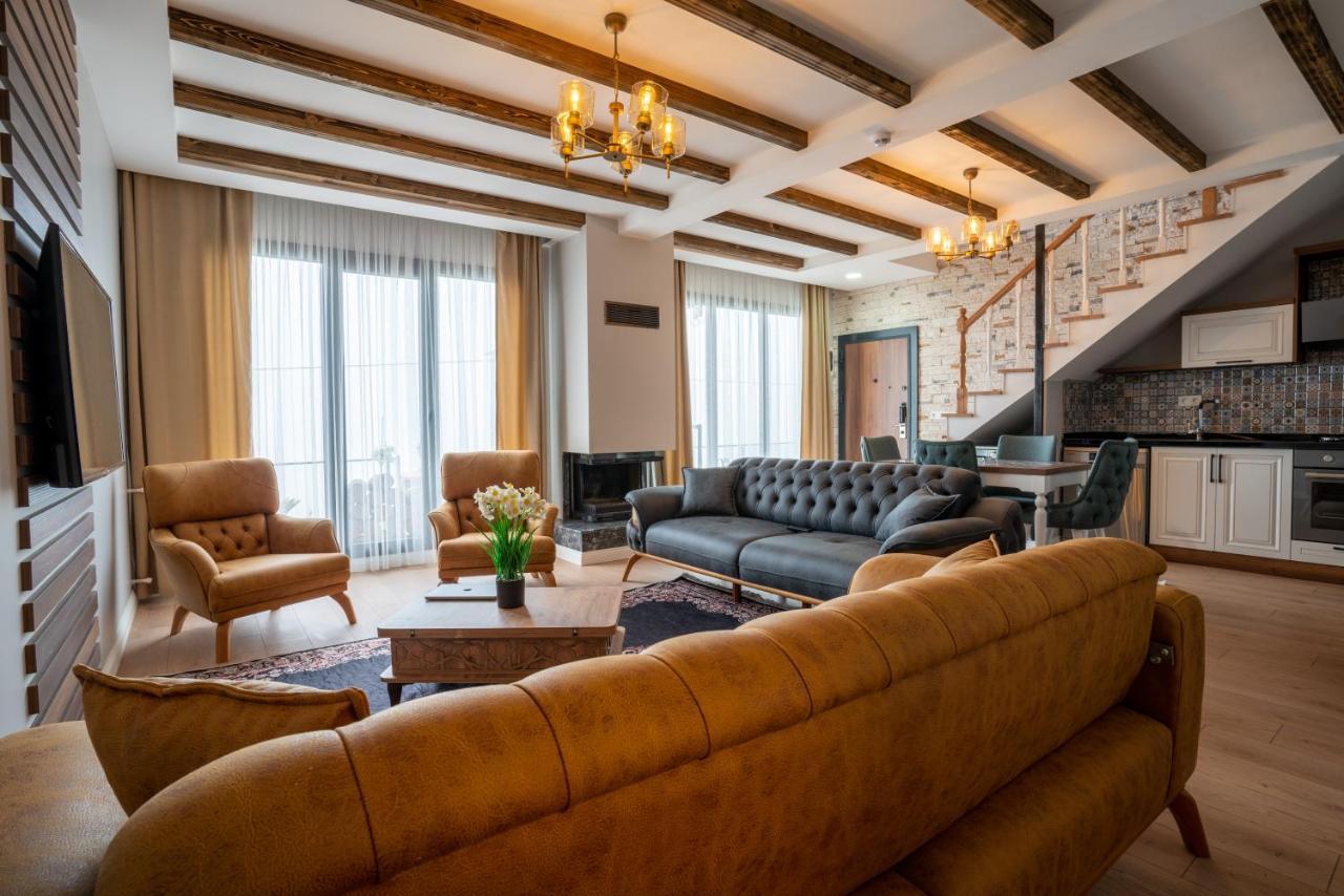 Poison Garden Suite Gozalan Екстериор снимка