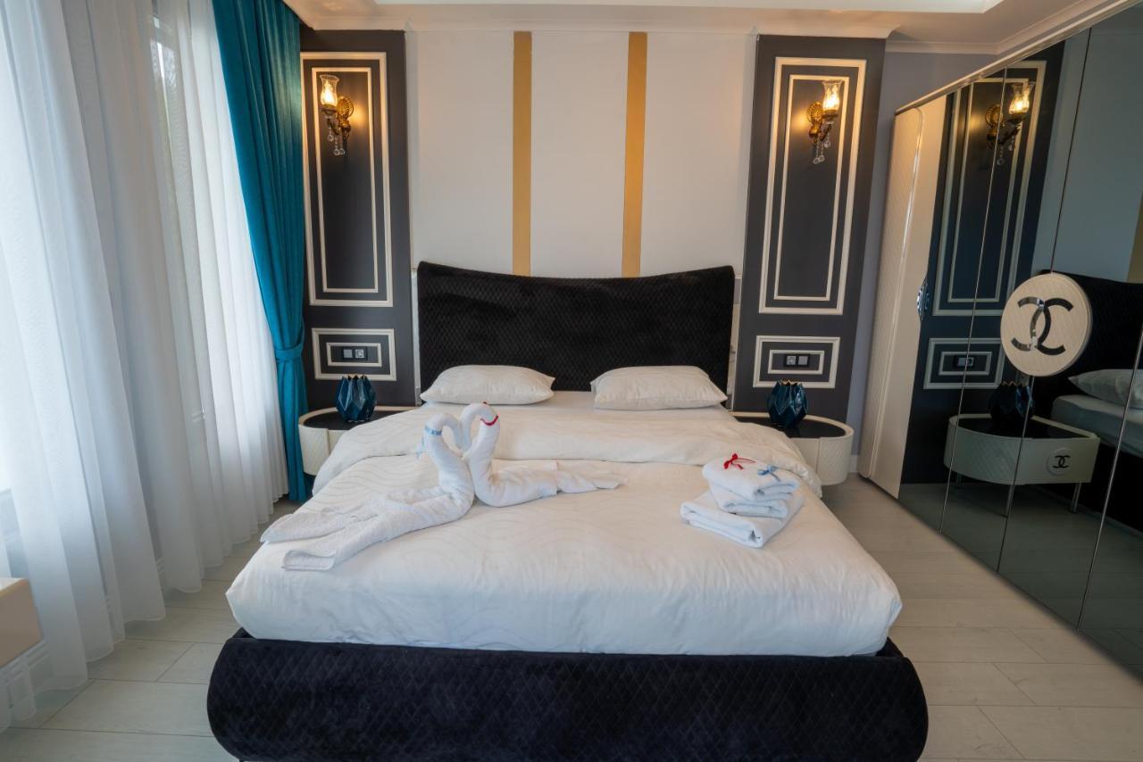 Poison Garden Suite Gozalan Екстериор снимка