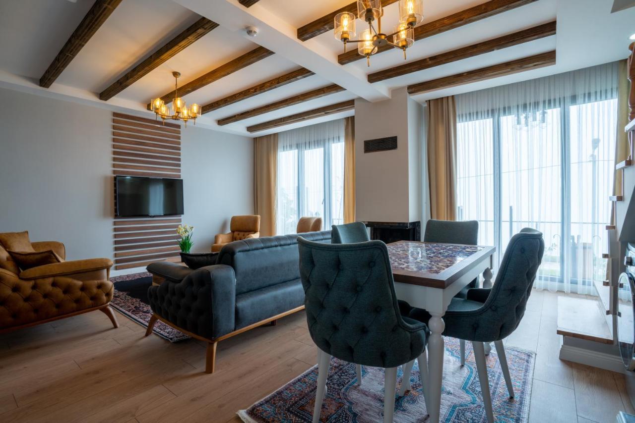 Poison Garden Suite Gozalan Екстериор снимка